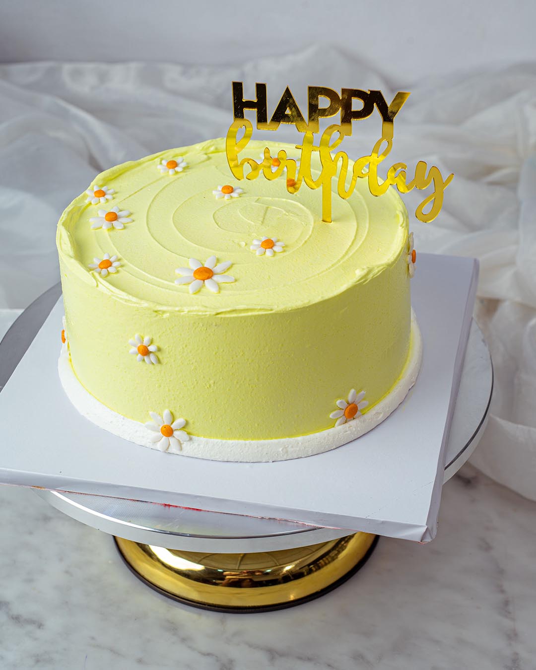 The Daisy Cake image 1