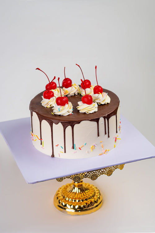 The Cherry Deluxe Cake